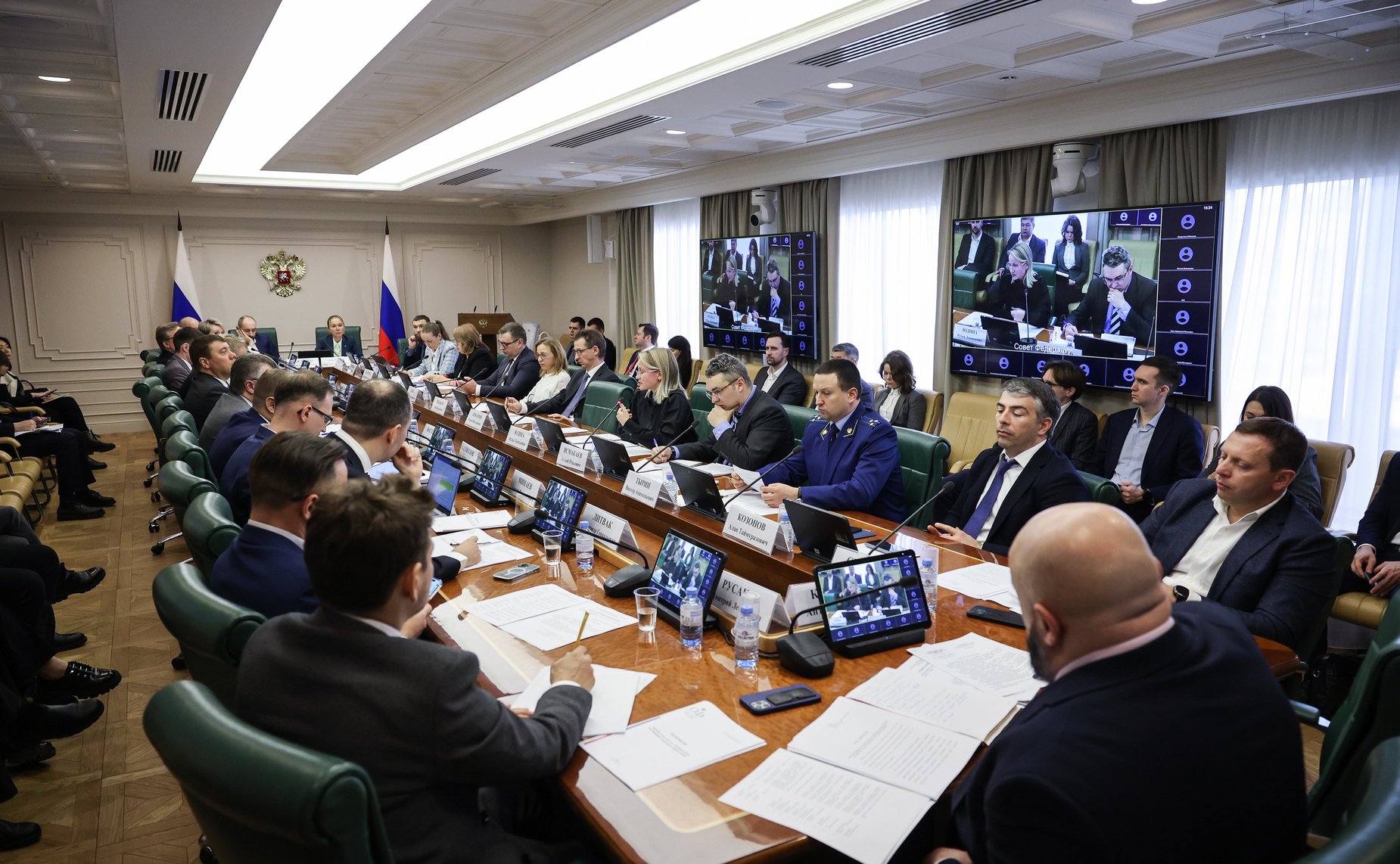 Росаккредитация приняла участие в обсуждении регулирования работы маркетплейсов