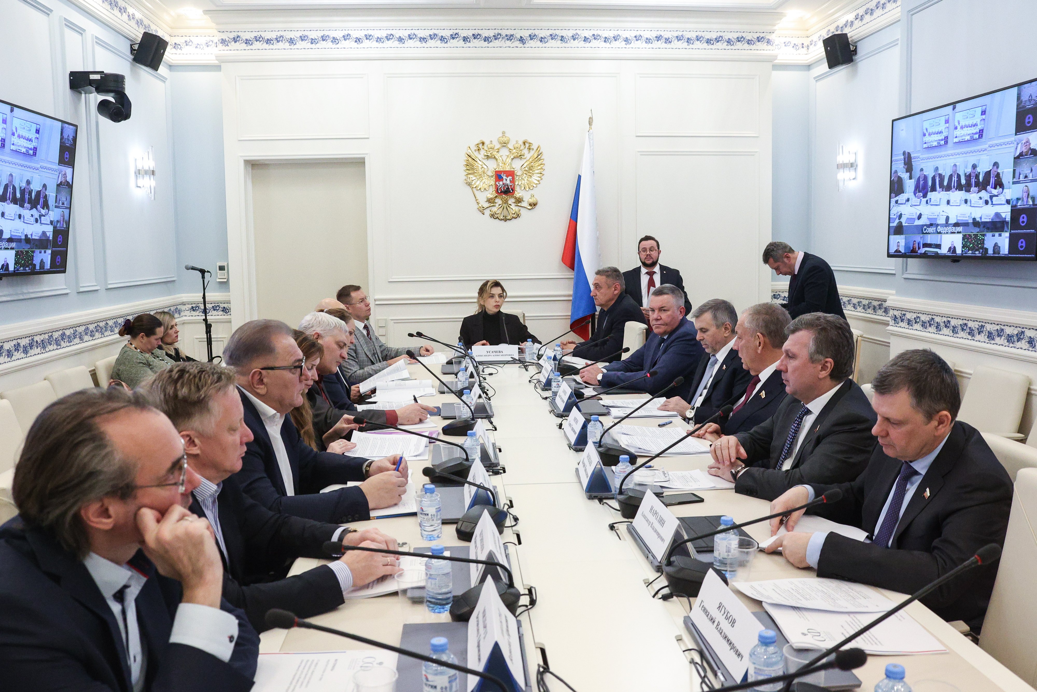 Росаккредитация приостановила 66 деклараций на потенциально небезопасные яблоки